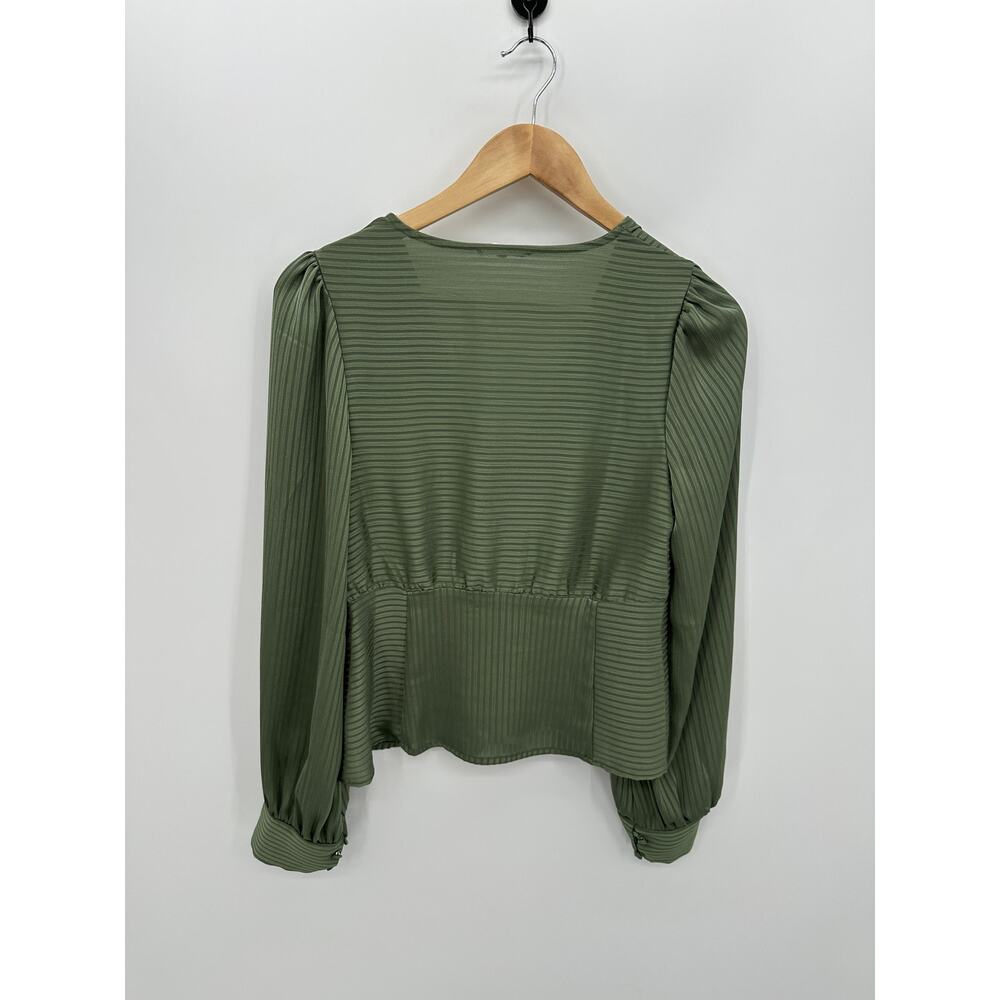 Promesa Womens Green Satin Button Front Top‎ Size S Coquette Forest Fairy - Picture 2 of 8
